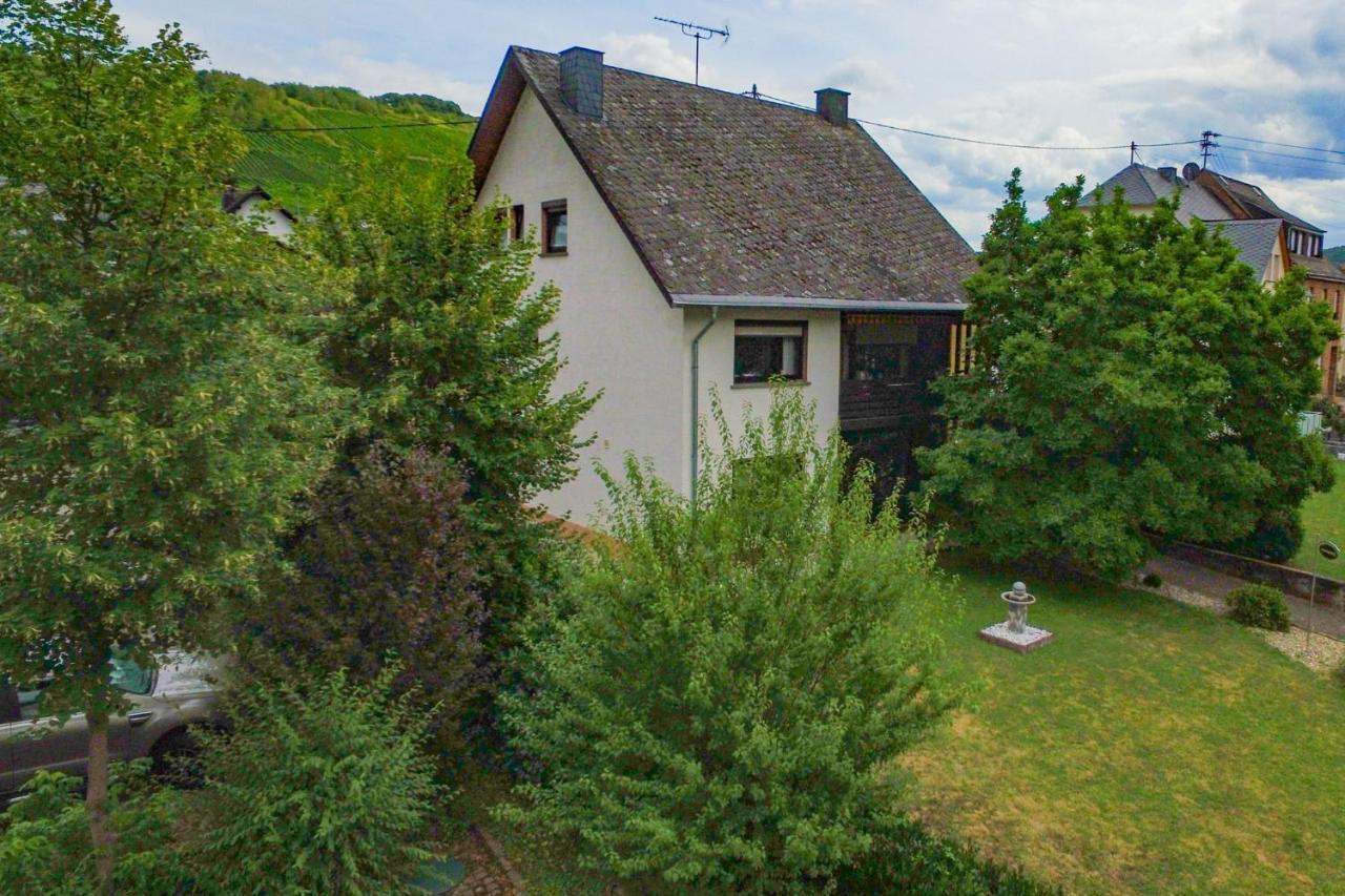 Bed and Breakfast Moselhaus Цельтинген-Рахтиг Экстерьер фото