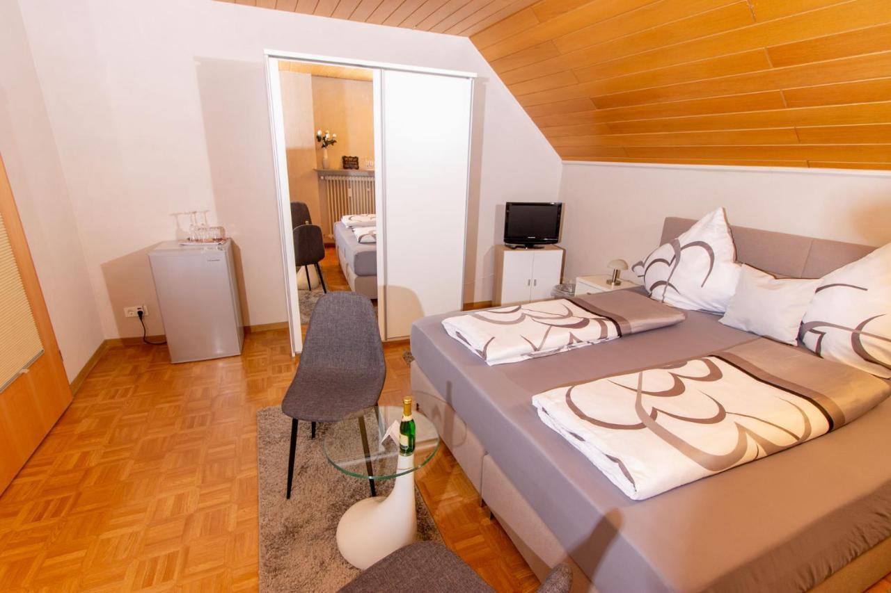 Bed and Breakfast Moselhaus Цельтинген-Рахтиг Экстерьер фото